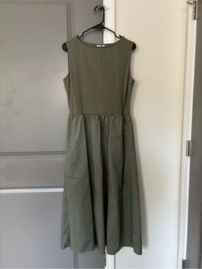 Gap Sleeveless Boatneck Midi Dress